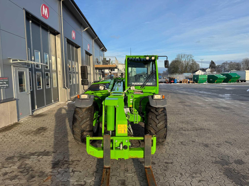 Merlo TF 38.10 Merlo TF 38.10 CS - Teleskoplastar: bild 4 Merlo TF 38.10 Merlo TF 38.10 CS - Teleskoplastar: bild 4