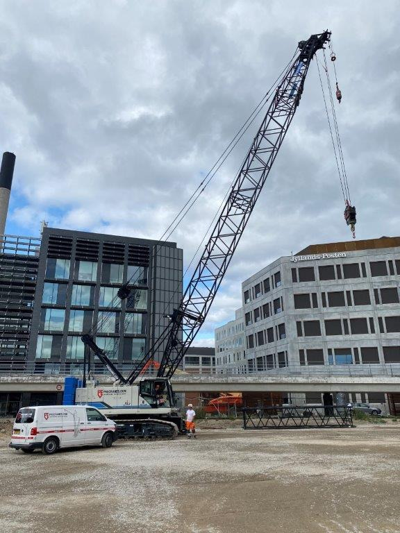 HITACHI SCX1000-3 - Bandgående kran: bild 2 HITACHI SCX1000-3 - Bandgående kran: bild 2