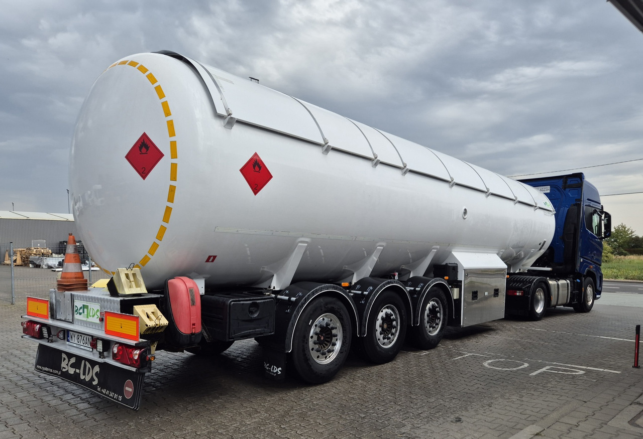 BC-LDS EMERSON/ propane/ butane/ lpg/ gpl - Tanktrailer: bild 3 BC-LDS EMERSON/ propane/ butane/ lpg/ gpl - Tanktrailer: bild 3