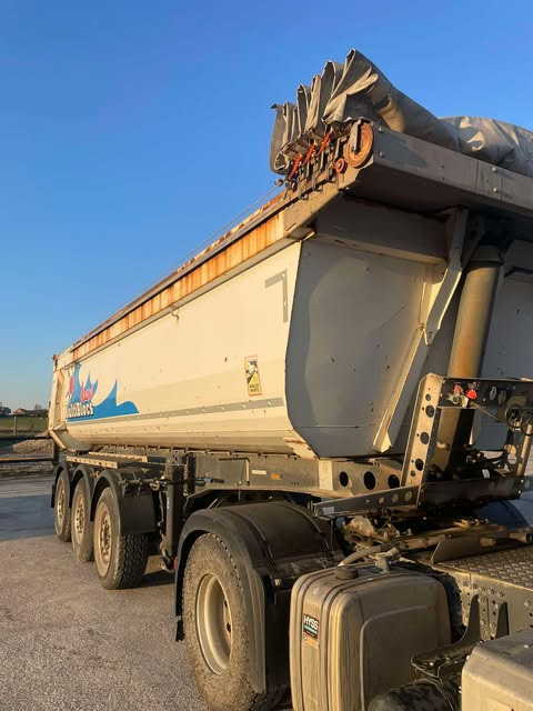 Schmitz cargobull SGF*S3 - Tippbil semitrailer: bild 2 Schmitz cargobull SGF*S3 - Tippbil semitrailer: bild 2