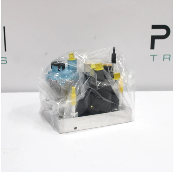 Volvo FH/FM AdBlue Pomp 21679299 | 7421892627 | 23387854 Nieuw - Bränslesystem för Lastbil: bild 2 Volvo FH/FM AdBlue Pomp 21679299 | 7421892627 | 23387854 Nieuw - Bränslesystem för Lastbil: bild 2