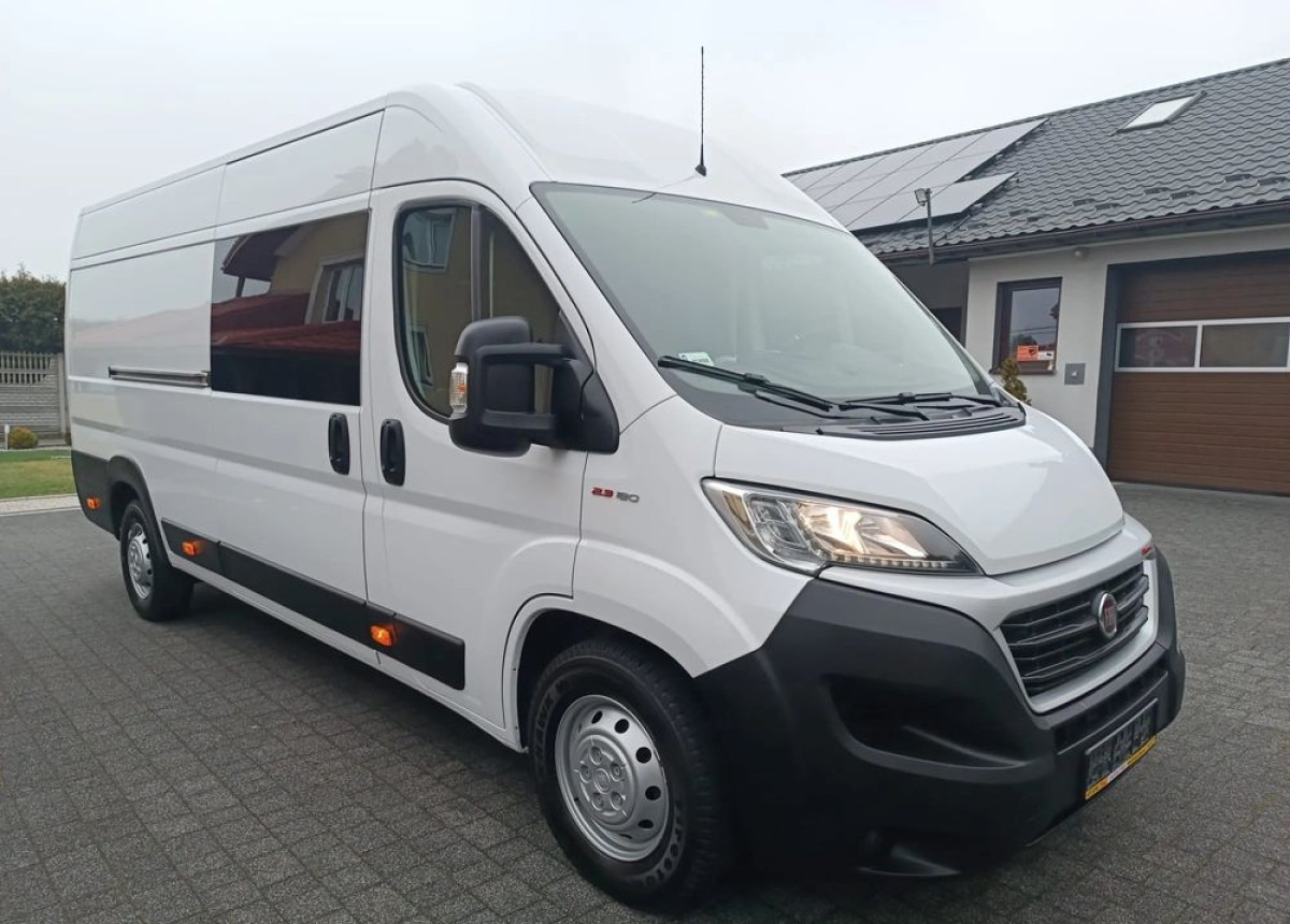 Fiat Ducato Max Brygadowy 7-osobowy 2.3 180ps. - Dubbelhytt transportbil: bild 4 Fiat Ducato Max Brygadowy 7-osobowy 2.3 180ps. - Dubbelhytt transportbil: bild 4