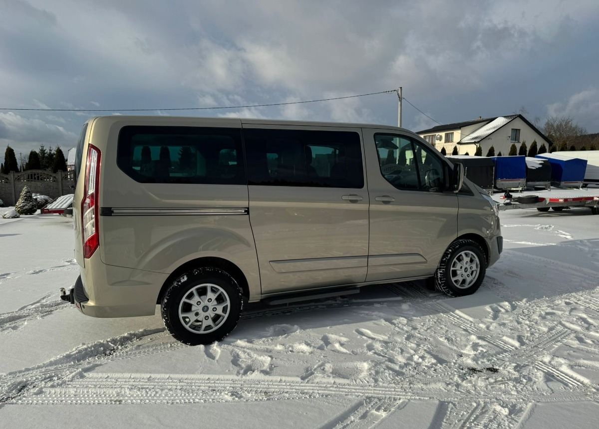 Ford Tourneo Connect Stan Jak Nowy - Bogato Wyposażony Turneo 8-osobowy - Minibuss, Persontransport: bild 3 Ford Tourneo Connect Stan Jak Nowy - Bogato Wyposażony Turneo 8-osobowy - Minibuss, Persontransport: bild 3