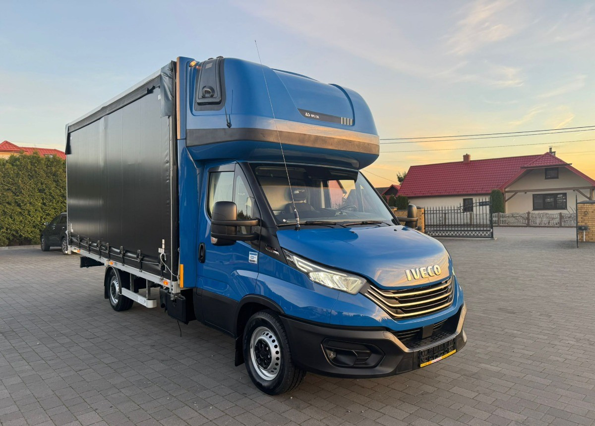 Iveco 35S18 3.0 Hi-Matic Salon Polska 30 180ps - Transportbil med kapell: bild 4 Iveco 35S18 3.0 Hi-Matic Salon Polska 30 180ps - Transportbil med kapell: bild 4