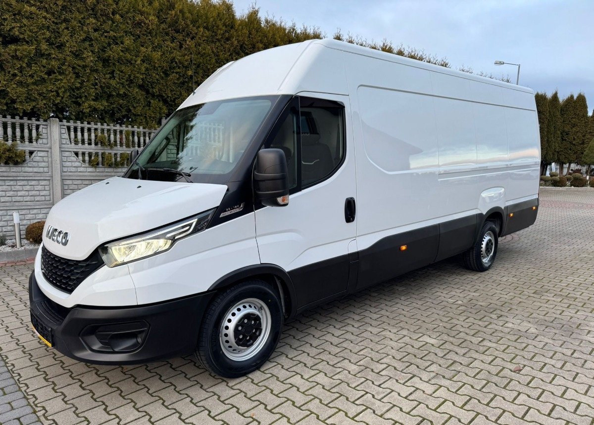Iveco Maxi 3.0 Himatic 180ps. Iveco 180ps - Skåpbil: bild 2 Iveco Maxi 3.0 Himatic 180ps. Iveco 180ps - Skåpbil: bild 2