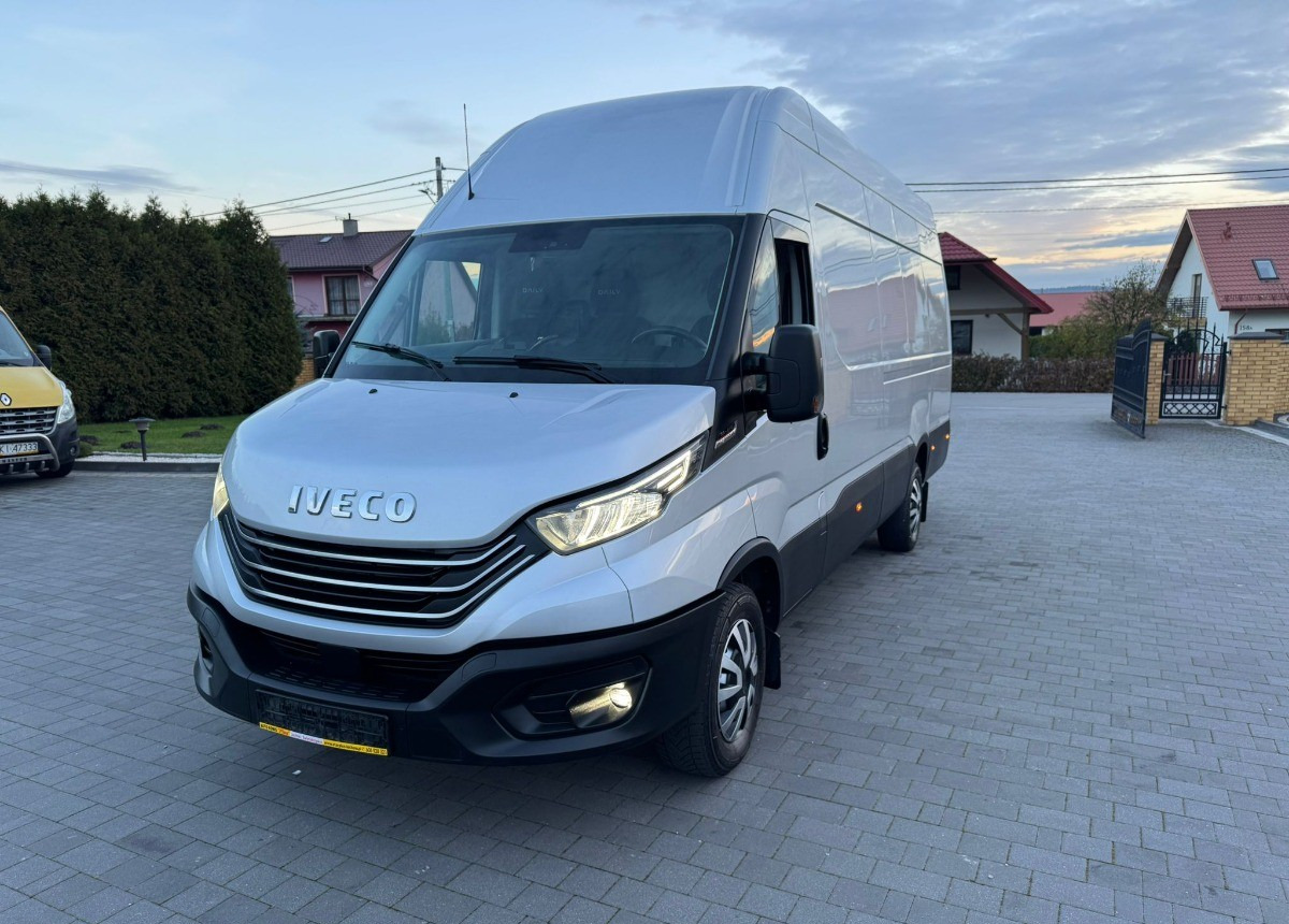Iveco Maxi 3.0 Himatic 210ps. Salon Polska Hi-matic 210ps Ful Wypas - Skåpbil: bild 4 Iveco Maxi 3.0 Himatic 210ps. Salon Polska Hi-matic 210ps Ful Wypas - Skåpbil: bild 4