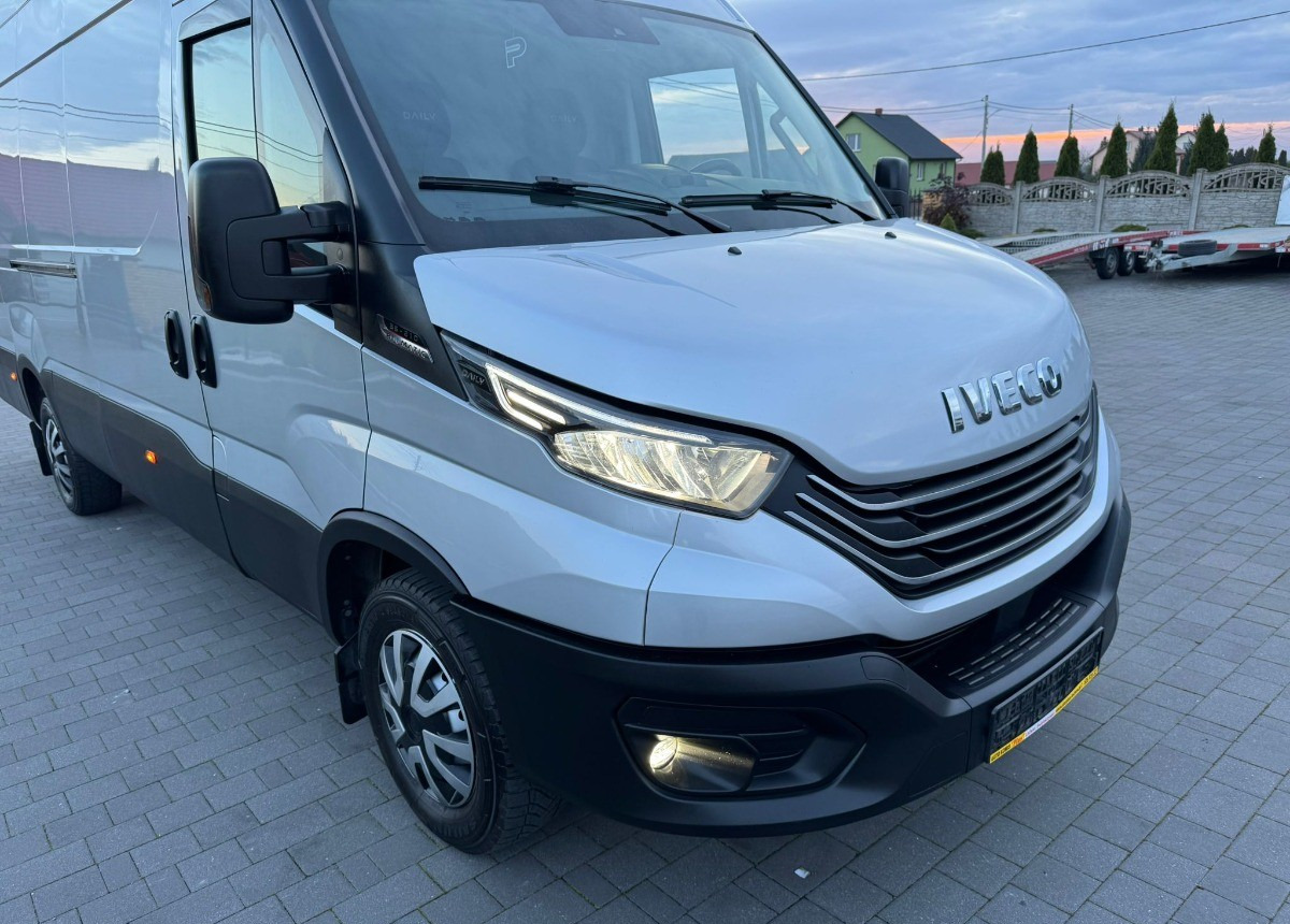 Iveco Maxi 3.0 Himatic 210ps. Salon Polska Hi-matic 210ps Ful Wypas - Skåpbil: bild 3 Iveco Maxi 3.0 Himatic 210ps. Salon Polska Hi-matic 210ps Ful Wypas - Skåpbil: bild 3