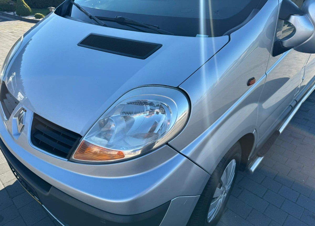 Dubbelhytt transportbil Renault Trafic 2.5 150ps 5- osobowy Doka Stan B. Dobry: bild 7 Dubbelhytt transportbil Renault Trafic 2.5 150ps 5- osobowy Doka Stan B. Dobry: bild 7