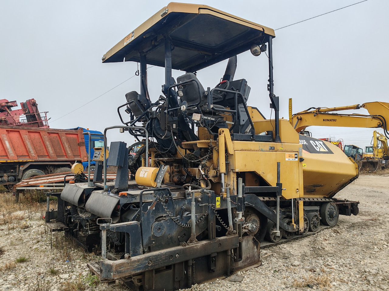 Caterpillar AP555E - Bitumenspridare: bild 1 Caterpillar AP555E - Bitumenspridare: bild 1