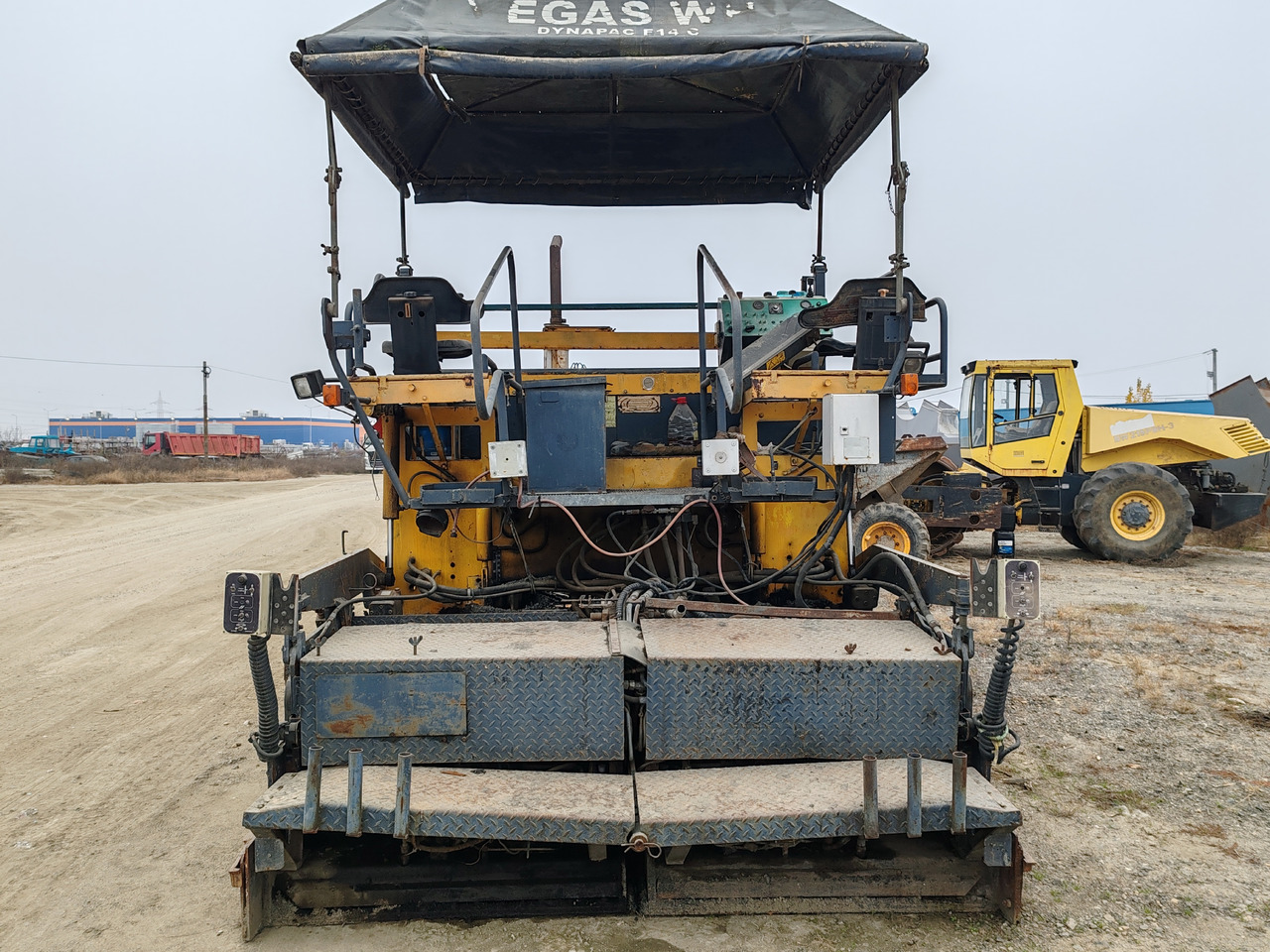 Dynapac F14C - Bitumenspridare: bild 4 Dynapac F14C - Bitumenspridare: bild 4