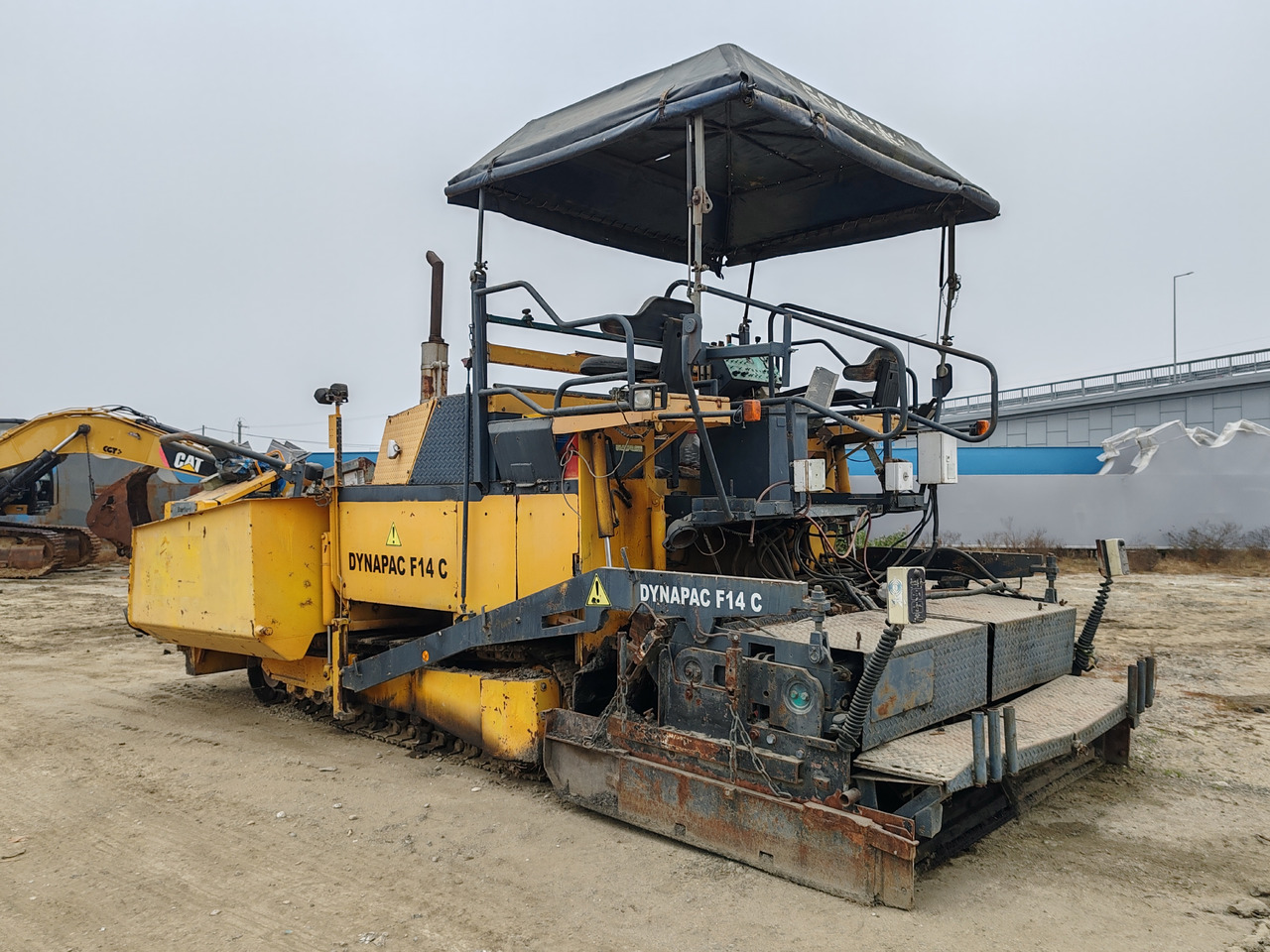 Dynapac F14C - Bitumenspridare: bild 5 Dynapac F14C - Bitumenspridare: bild 5