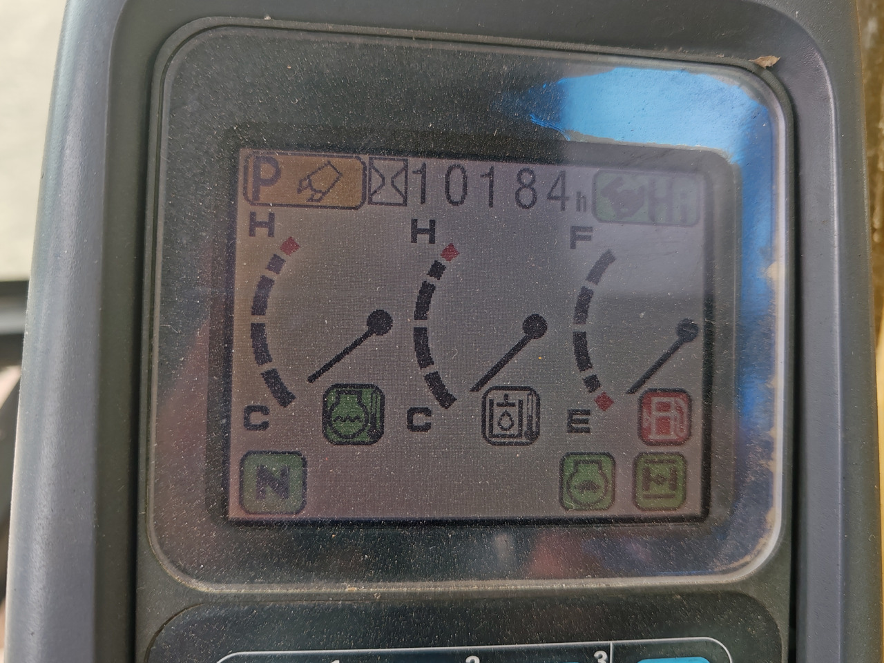 Leasa Komatsu PW140-7 Komatsu PW140-7: bild 8