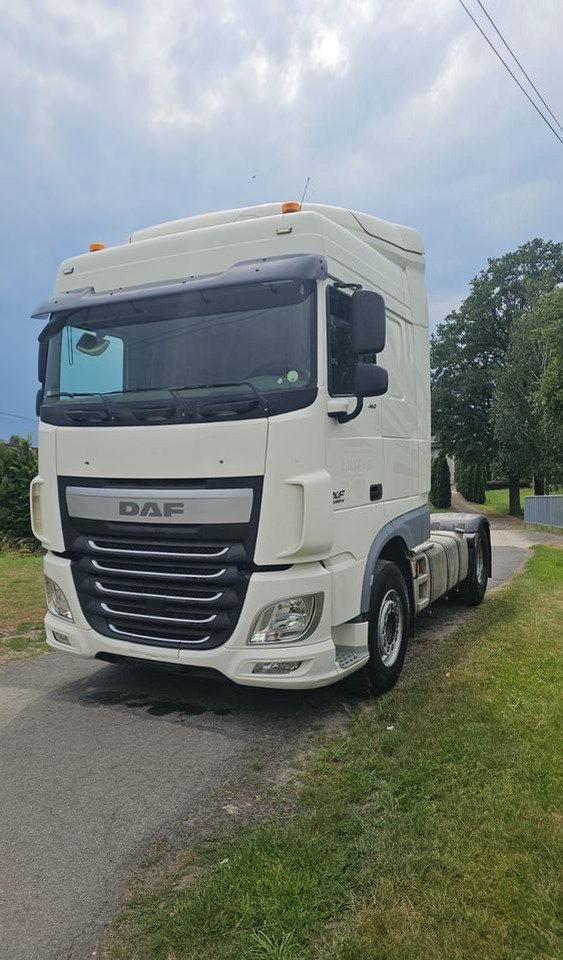 DAF XF460 - Dragbil: bild 1 DAF XF460 - Dragbil: bild 1