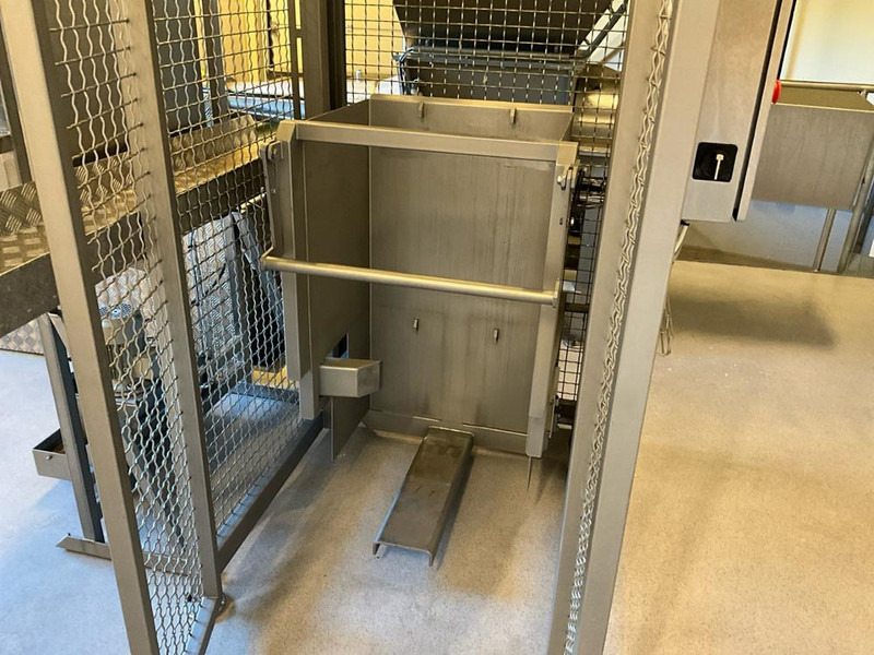 Coriarius - Metallbearbetningsmaskin: bild 3 Coriarius - Metallbearbetningsmaskin: bild 3