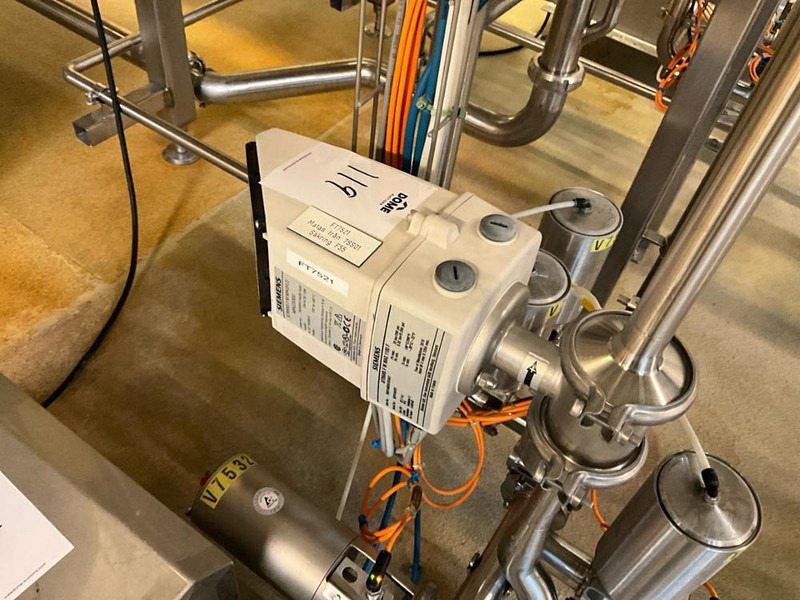 SIMENS Sitrans F M Magflo Mag5000 - Livsmedelsmaskin: bild 2 SIMENS Sitrans F M Magflo Mag5000 - Livsmedelsmaskin: bild 2