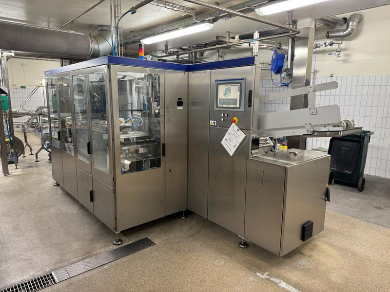 Tetra Pak Cardboard Packer - Förpackningsmaskin: bild 1 Tetra Pak Cardboard Packer - Förpackningsmaskin: bild 1