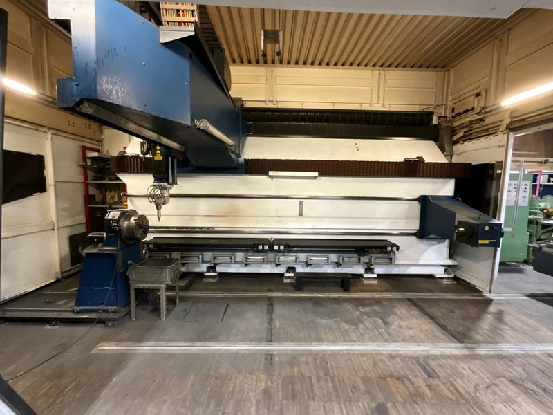 Trumpf TruLaser Cell 7040 L13 - Metallbearbetningsmaskin: bild 3 Trumpf TruLaser Cell 7040 L13 - Metallbearbetningsmaskin: bild 3