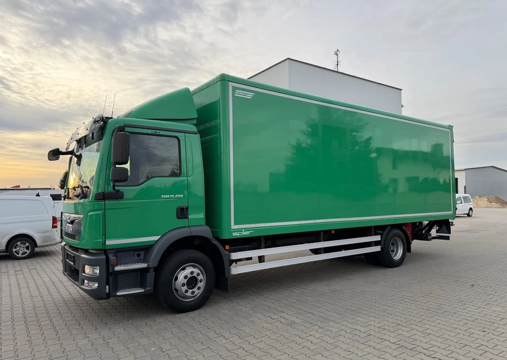 MAN TGM 15.250 - Lastbil med skåp: bild 3 MAN TGM 15.250 - Lastbil med skåp: bild 3