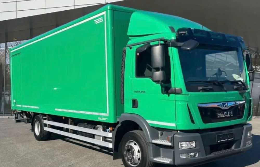 MAN TGM 15.250 - Lastbil med skåp: bild 1 MAN TGM 15.250 - Lastbil med skåp: bild 1