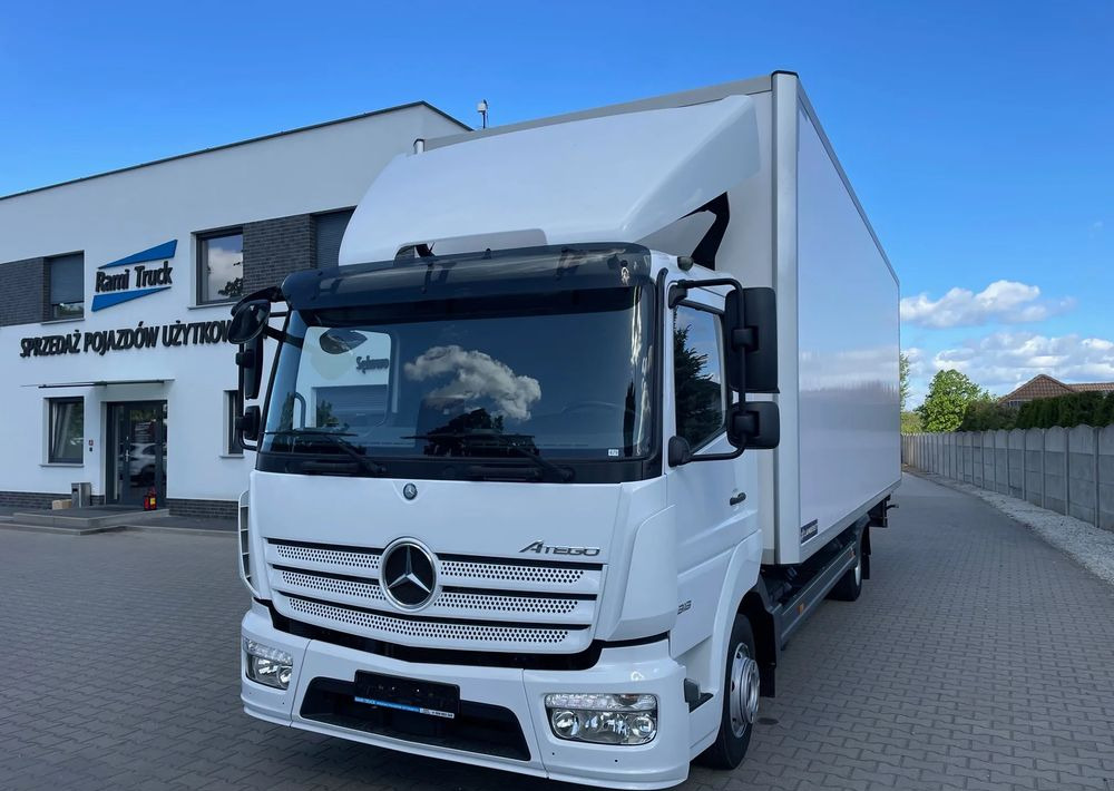 Mercedes-Benz ATEGO 818, IZOTERMA OGRZEWANA! - Lastbil med skåp: bild 1 Mercedes-Benz ATEGO 818, IZOTERMA OGRZEWANA! - Lastbil med skåp: bild 1