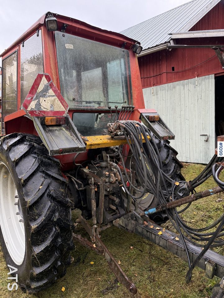 Valmet 505 Tractor and forestry trailer - Traktor, Skogsvagn: bild 3 Valmet 505 Tractor and forestry trailer - Traktor, Skogsvagn: bild 3