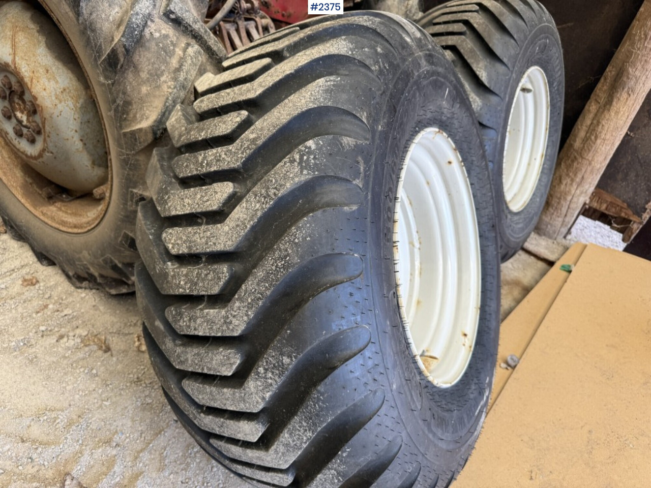 Alliance grass tires 500/60-22.5 - Däck och fälgar: bild 2 Alliance grass tires 500/60-22.5 - Däck och fälgar: bild 2