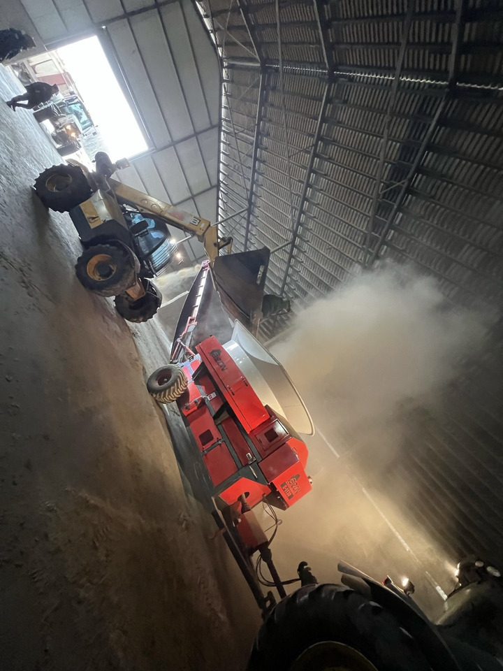 Haybuster Bizon B-1130 - Straw mill/ Strohmühle/ Strohhäcksler - Halmhack: bild 3 Haybuster Bizon B-1130 - Straw mill/ Strohmühle/ Strohhäcksler - Halmhack: bild 3