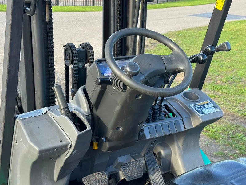 Motviktstruck Mitsubishi Triplo Freelift FG25N: bild 8