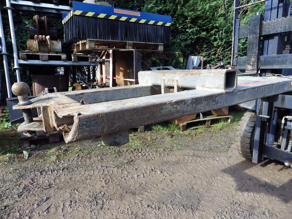 Stapler Rangierhilfe Kugel + Maul + Kranarm (netto 504,20) - Redskapsfäste: bild 2 Stapler Rangierhilfe Kugel + Maul + Kranarm (netto 504,20) - Redskapsfäste: bild 2