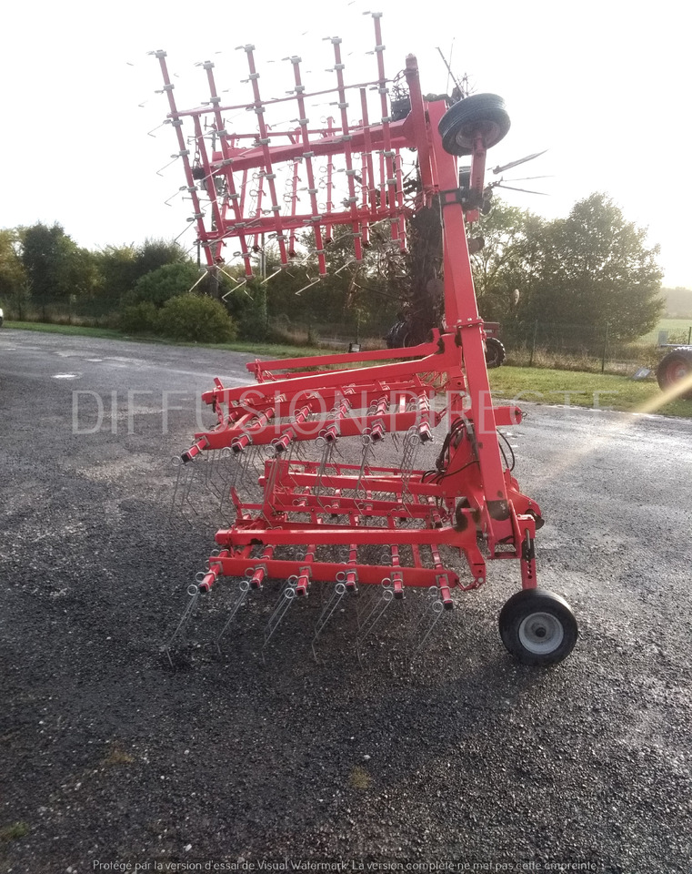 KLIMZA HERSE ETRILLE 9M - Ogräsharv: bild 5 KLIMZA HERSE ETRILLE 9M - Ogräsharv: bild 5