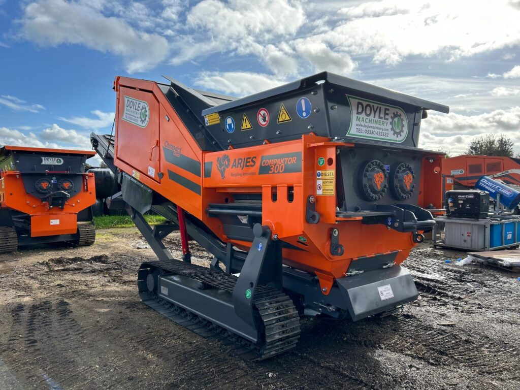 Arjes Arjes Compaktor 300 - Grovkross: bild 1 Arjes Arjes Compaktor 300 - Grovkross: bild 1