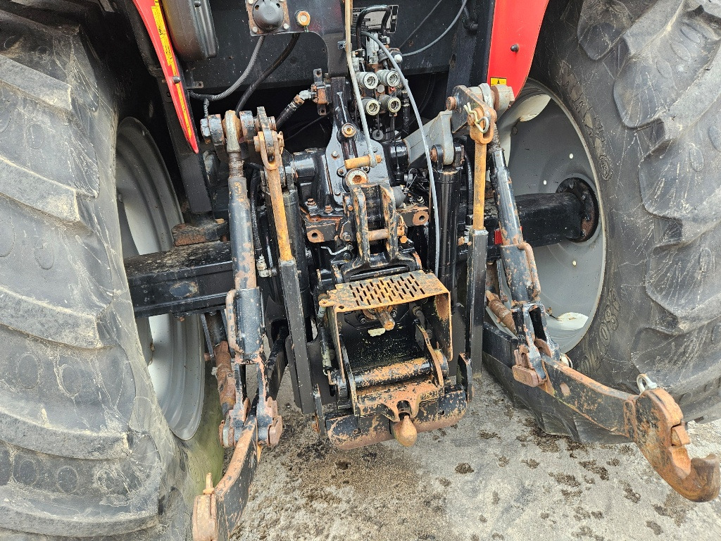 MF 5445 Manual Shuttle - Traktor: bild 4 MF 5445 Manual Shuttle - Traktor: bild 4