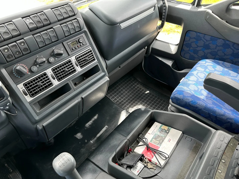 Lastbil med skåp Iveco EuroCargo 120 manual haib 099 Hiduo remote: bild 16