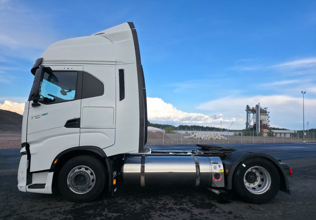 IvecoS-Way 460 4x2 LNG / LBG - Dragbil: bild 2 IvecoS-Way 460 4x2 LNG / LBG - Dragbil: bild 2