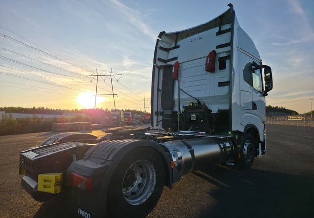 IvecoS-Way 460 4x2 LNG / LBG - Dragbil: bild 4 IvecoS-Way 460 4x2 LNG / LBG - Dragbil: bild 4