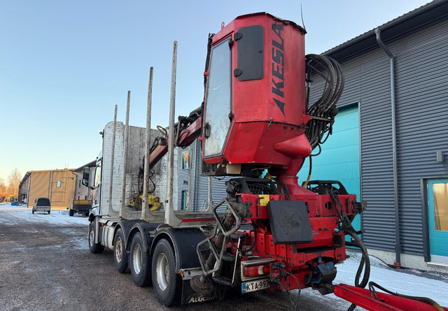 Mercedes-BenzArocs 8x4 Nosturilla! - Timmerbil, Kranbil: bild 4 Mercedes-BenzArocs 8x4 Nosturilla! - Timmerbil, Kranbil: bild 4