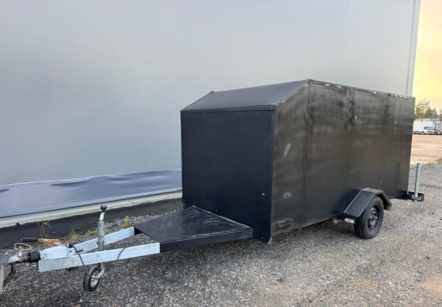 Umpiperäkärry - Bilsläp: bild 1 Umpiperäkärry - Bilsläp: bild 1