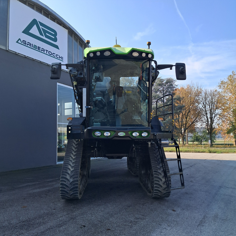 GRIM SERIE 9 - Självgående spruta: bild 5 GRIM SERIE 9 - Självgående spruta: bild 5