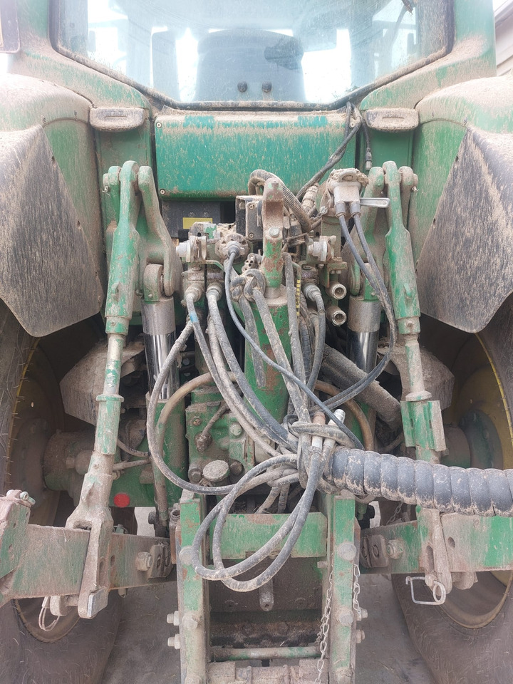 JOHN DEERE 7530 - Traktor: bild 4 JOHN DEERE 7530 - Traktor: bild 4