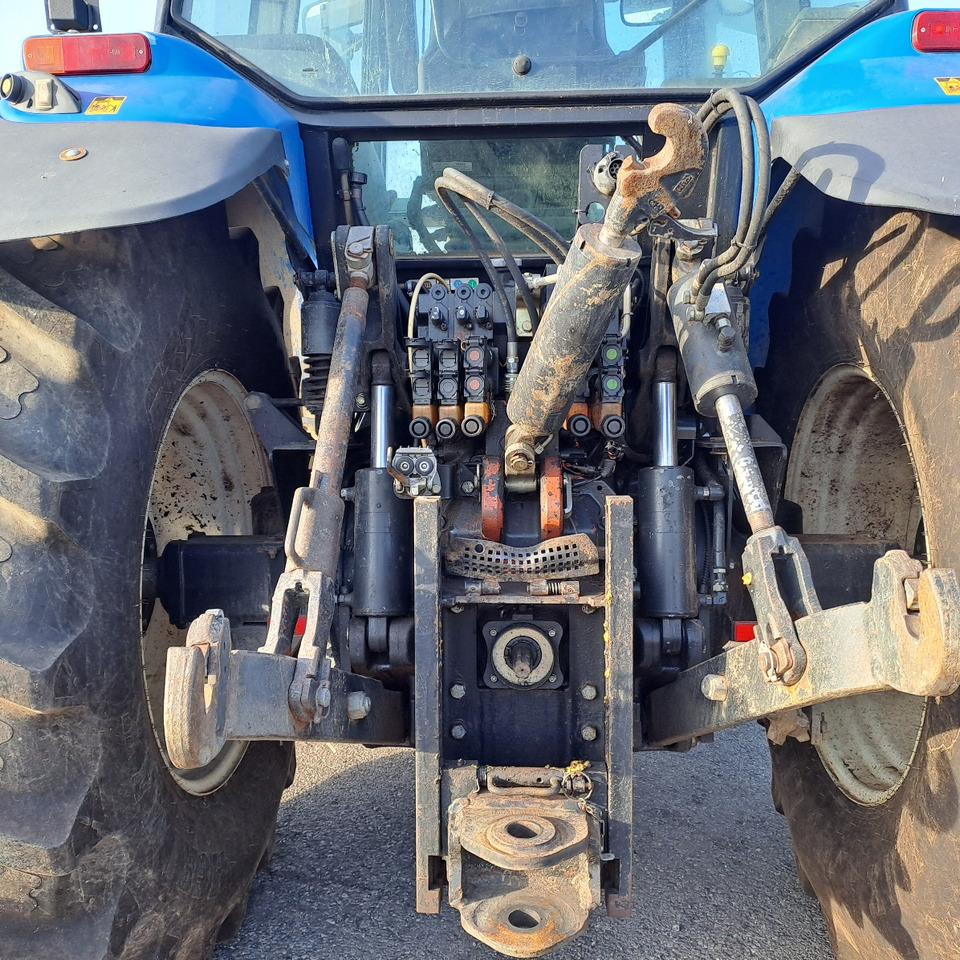 NEW HOLLAND TM 190 - Traktor: bild 5 NEW HOLLAND TM 190 - Traktor: bild 5