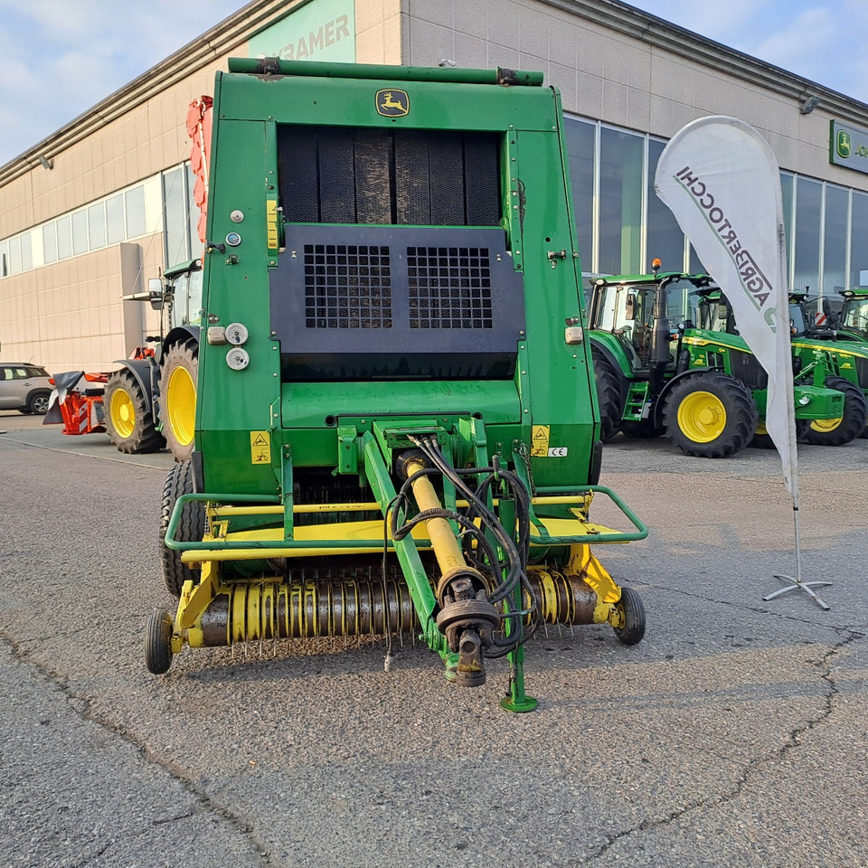 ROTOPRESSA JOHN DEERE 592 - Rundbalspress: bild 3 ROTOPRESSA JOHN DEERE 592 - Rundbalspress: bild 3