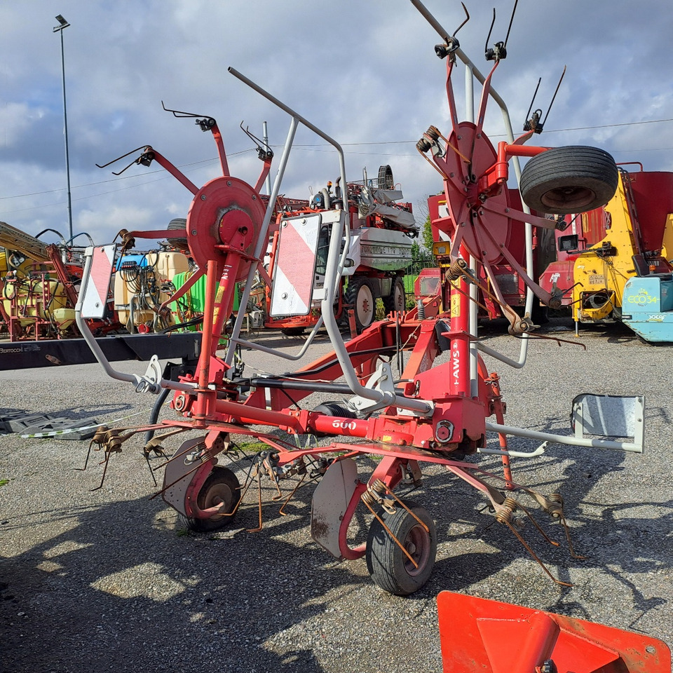 VOLTAFIENO LELY STABILO 600 - Hövändare: bild 3 VOLTAFIENO LELY STABILO 600 - Hövändare: bild 3