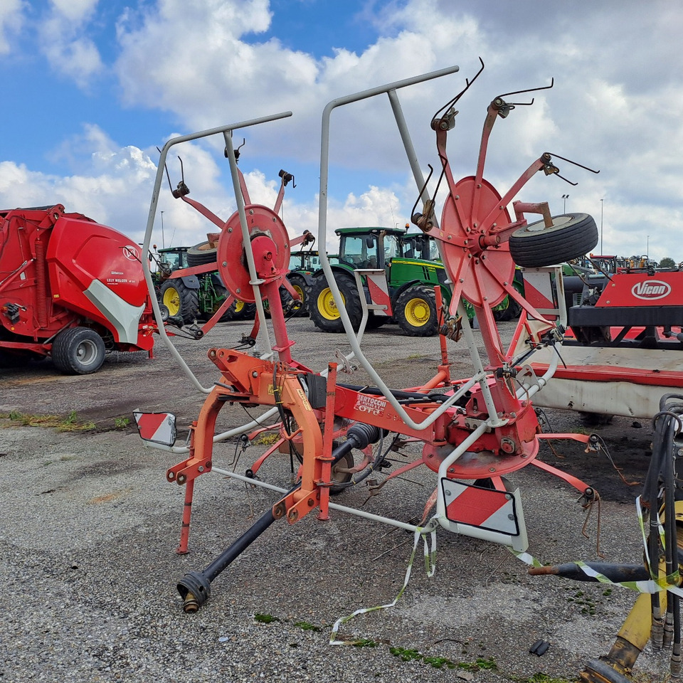 VOLTAFIENO LELY STABILO 600 - Hövändare: bild 4 VOLTAFIENO LELY STABILO 600 - Hövändare: bild 4