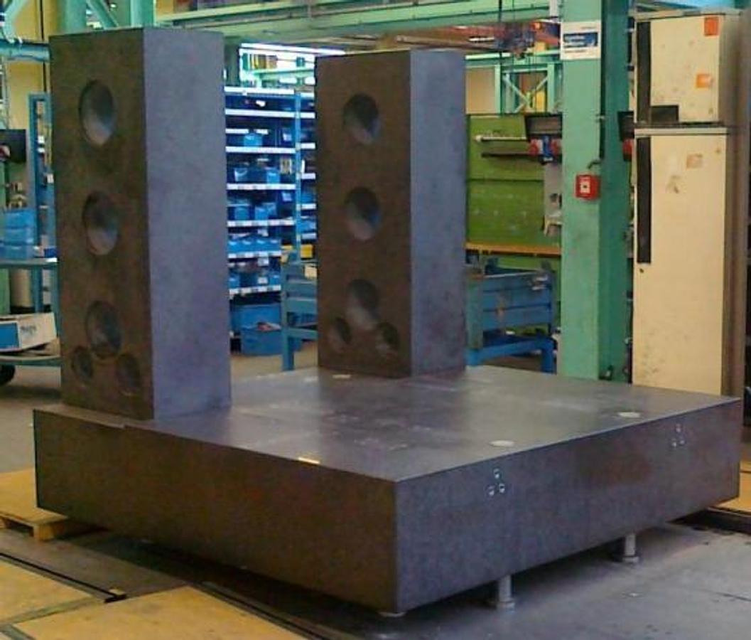 Meß- u. Kontrollplatte - Metallbearbetningsmaskin: bild 1 Meß- u. Kontrollplatte - Metallbearbetningsmaskin: bild 1