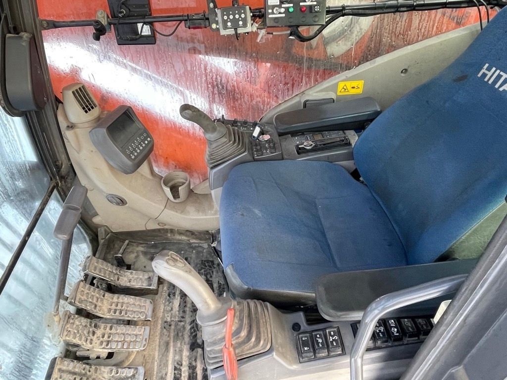 Bandgrävare Hitachi ZX 470 LC H-3: bild 16