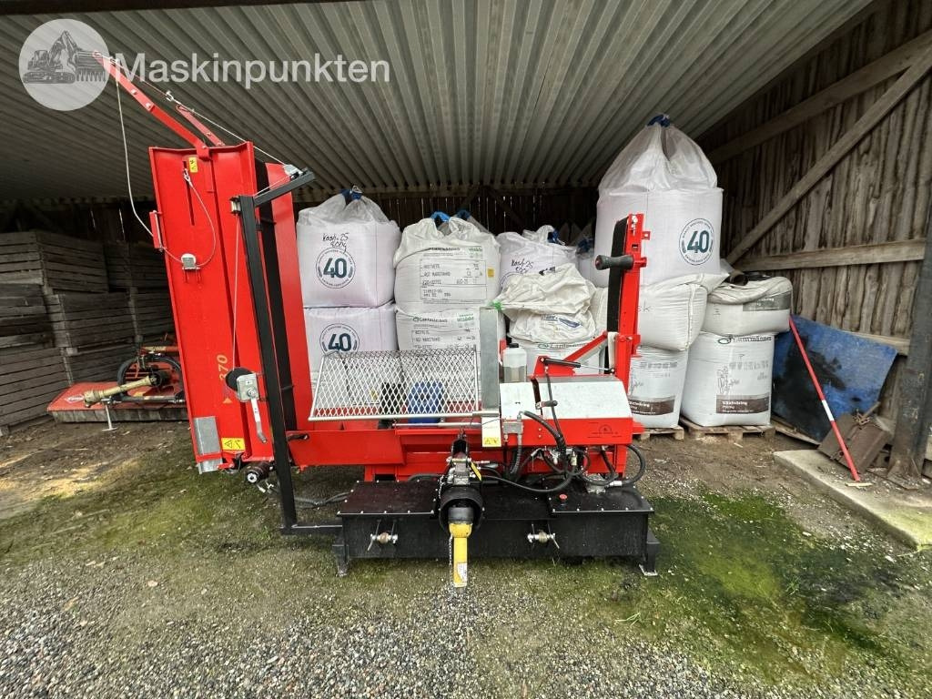 Bala Agri 370 TR 8.1T - Vedklyv: bild 1 Bala Agri 370 TR 8.1T - Vedklyv: bild 1