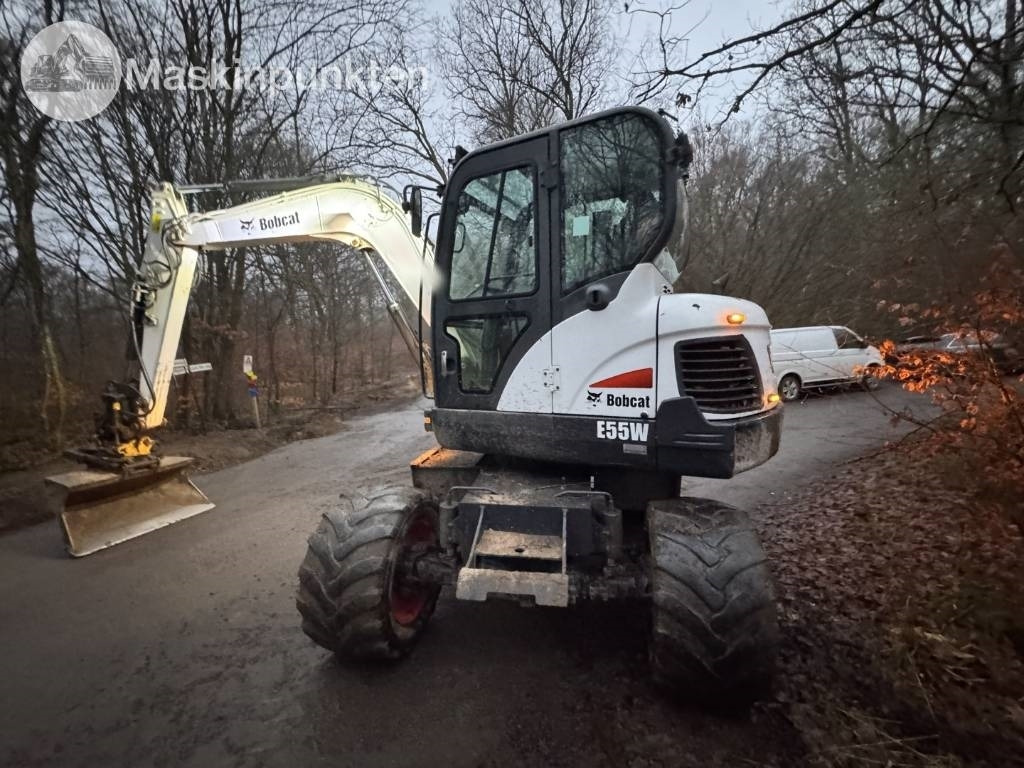 Bobcat E 55 W med Redskapsvagn samt redskap - Grävmaskin på däck: bild 2 Bobcat E 55 W med Redskapsvagn samt redskap - Grävmaskin på däck: bild 2