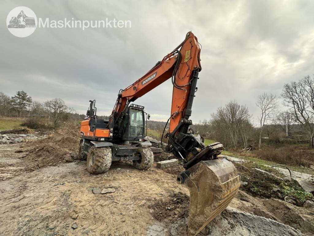 Doosan DX 140 W - Grävmaskin på däck: bild 3 Doosan DX 140 W - Grävmaskin på däck: bild 3