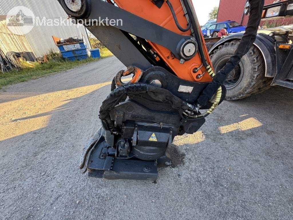 Grävmaskin på däck Doosan DX 170 W-5 + Tippvagn + Redskap: bild 39