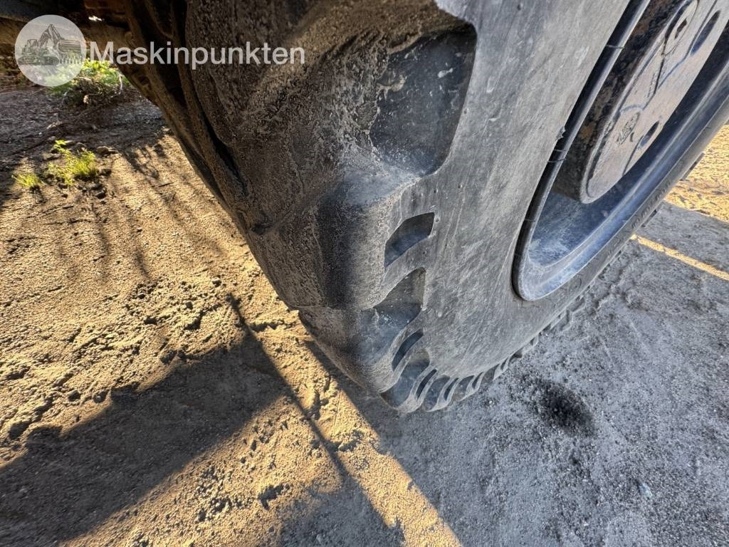 Grävmaskin på däck Doosan DX 170 W-5 + Tippvagn + Redskap: bild 9